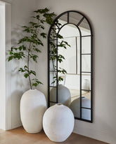 Window Arch Mirror black.