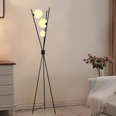 3 HEADS BLACK FLOOR LAMP