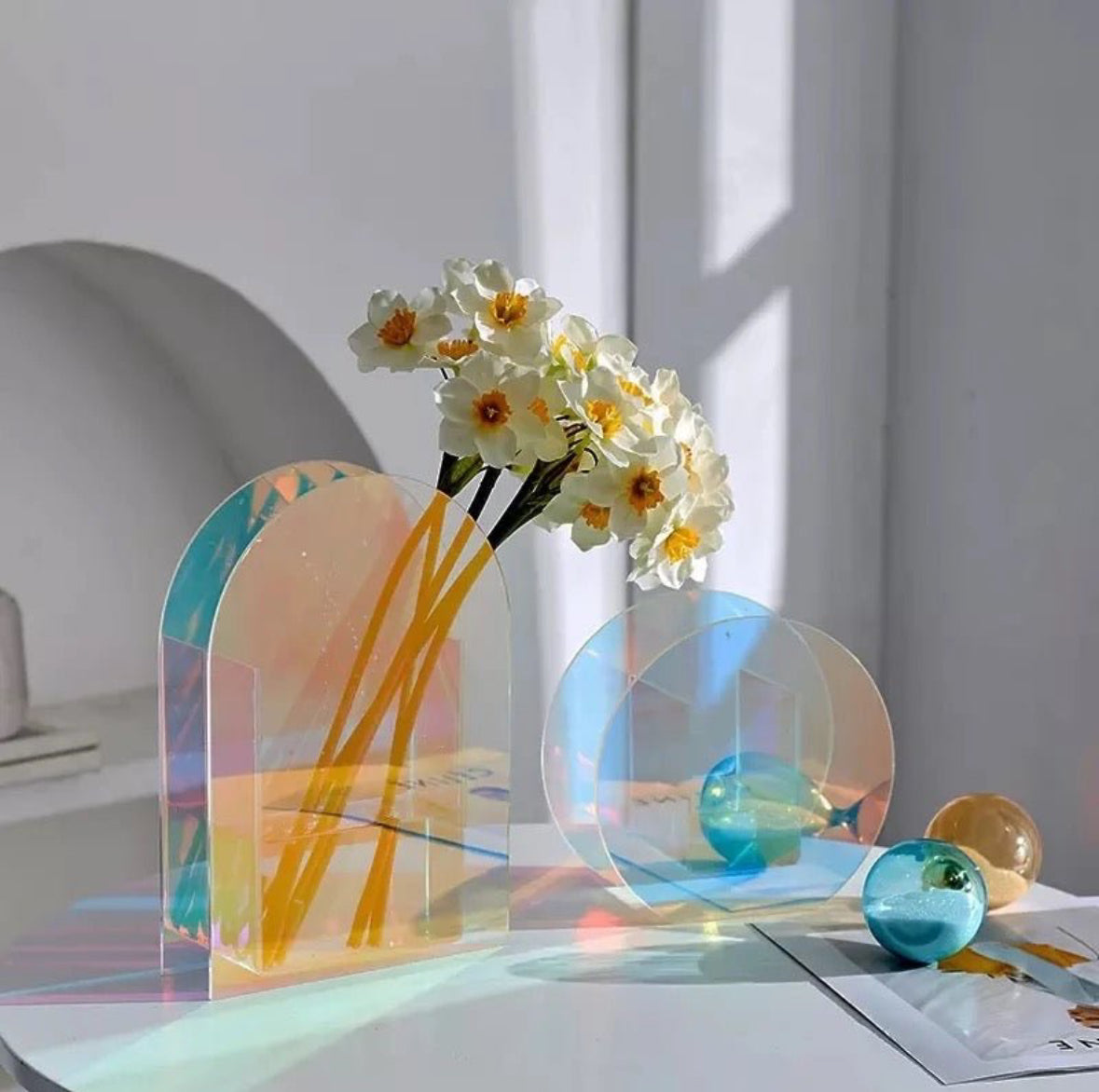 Acrylic rainbow flower vase