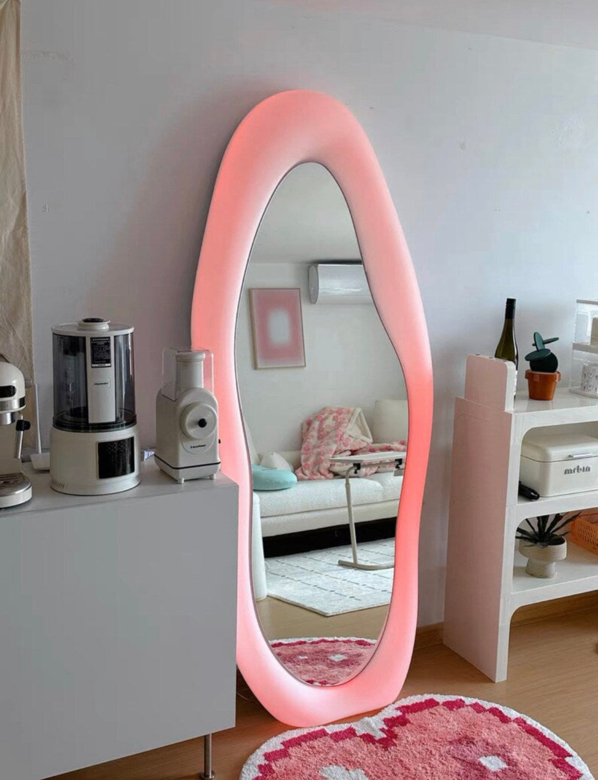 Tola  RGB floor mirror