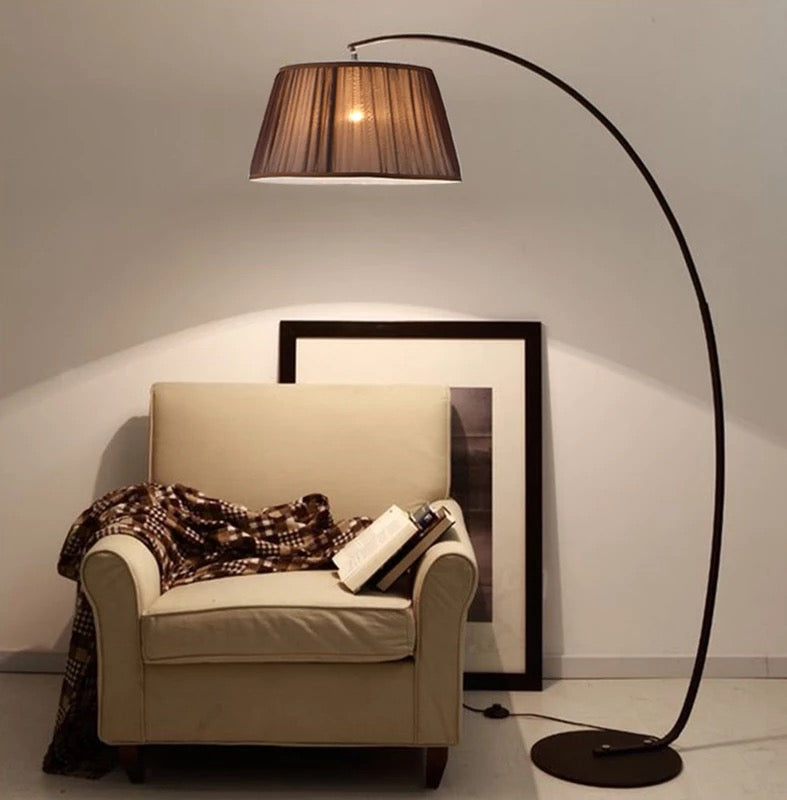 Curvey Black Floor Lamp size 180 cm