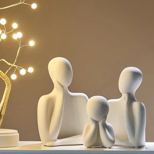 Familia Sculpture